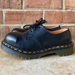 vintage dr. martens MIE 1925 industrial steel toe oxfords